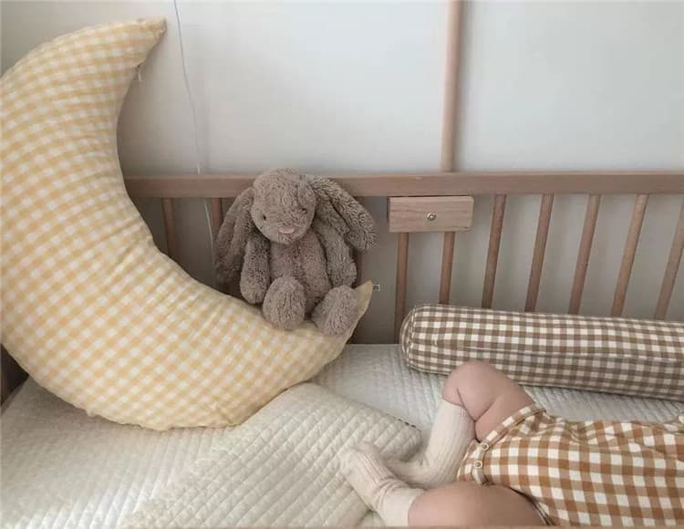 授乳クッション エアー チェック柄 赤ちゃん授乳枕 洗える肌に優しい寝具