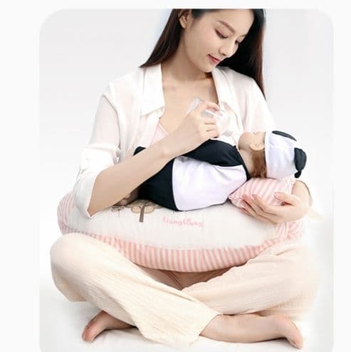 授乳クッション ふんわり雲柄エアー授乳クッション