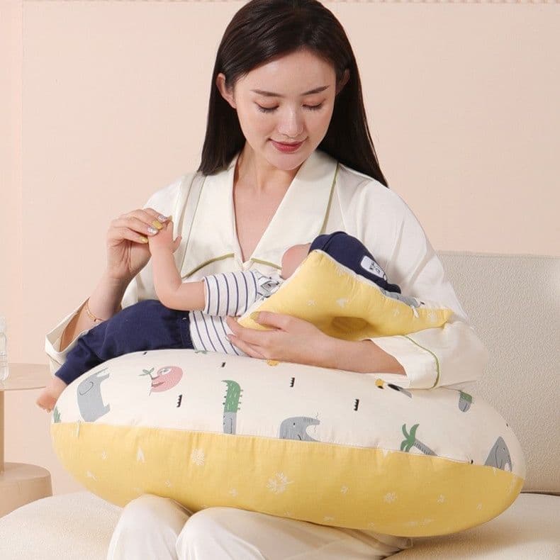 心地よい授乳・食事の提供 硬め授乳クッション動物柄