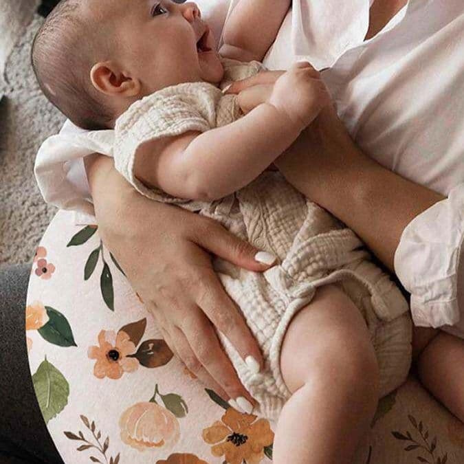授乳クッション しっかり支える硬めの花柄授乳サポート枕
