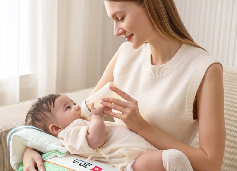 授乳クッション 快適授乳3 in 1エアー授乳枕